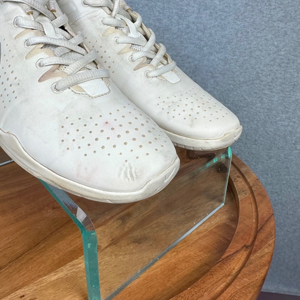 Nike Studio Trainer 2 White Metallic Silver Womens 7.5 616057-100 Gym Shoes - Picture 2 of 9